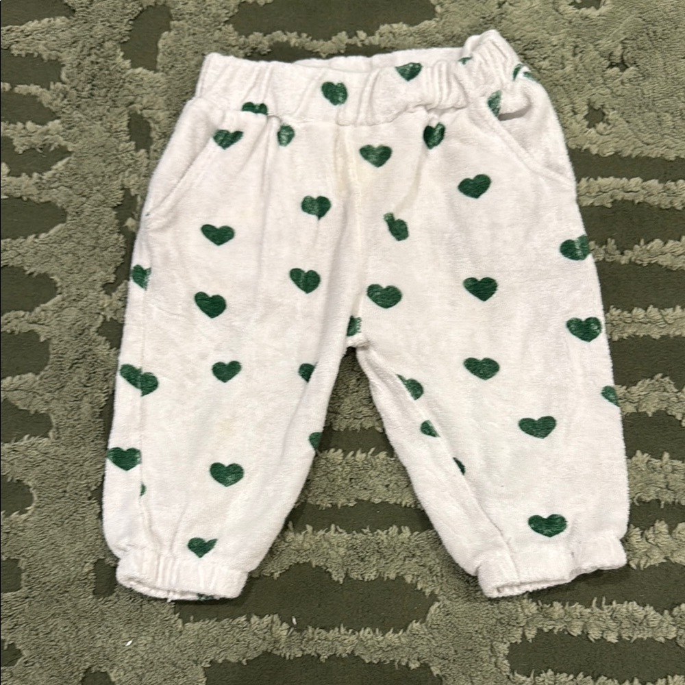 Hugo loves tiki terry cloth heart pants